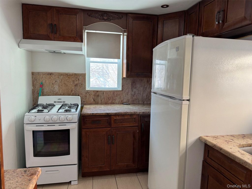 93-31 215th Street 2, Queens Village, NY 11428