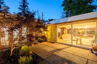 1264 W Celeste, Fresno, CA 93711