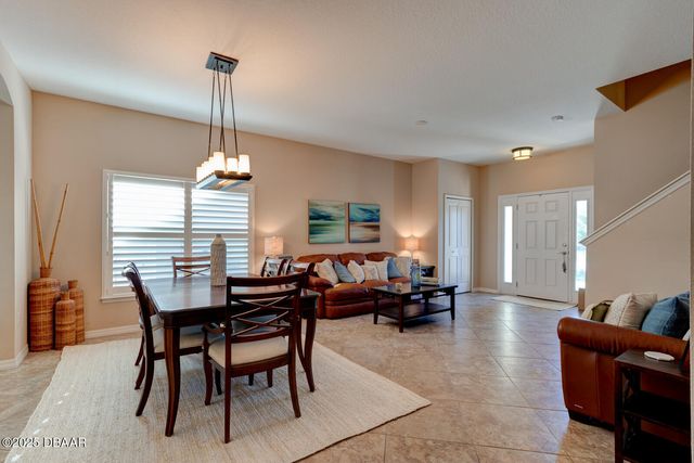 6948 Vintage Lane, Port Orange, FL 32128