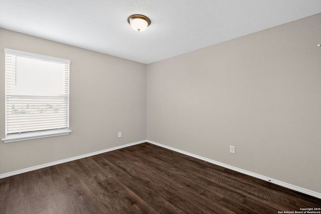 3916 Asher Alley, St Hedwig, TX 78152