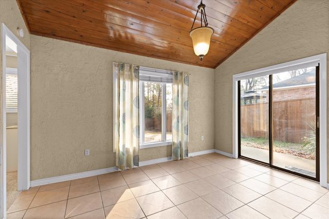 1822 Northwood Court, Longview, TX 75604