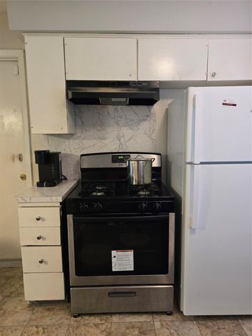 5207 Ridgeton Drive, Houston, TX 77053