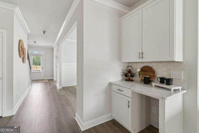 5566 Overview Drive, Flowery Branch, GA 30542