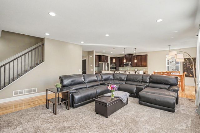 3357 Malcom Court SW, Prior Lake, MN 55372