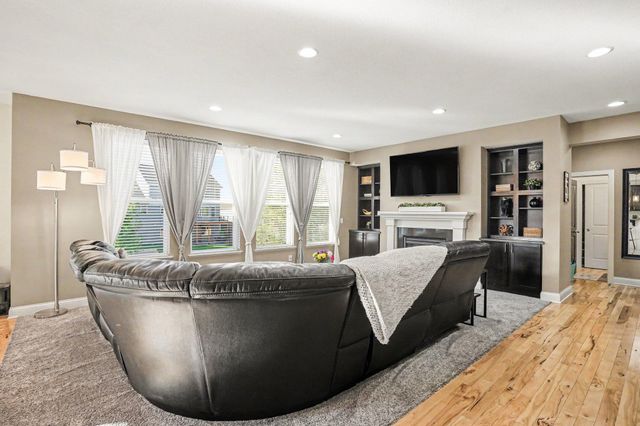 3357 Malcom Court SW, Prior Lake, MN 55372