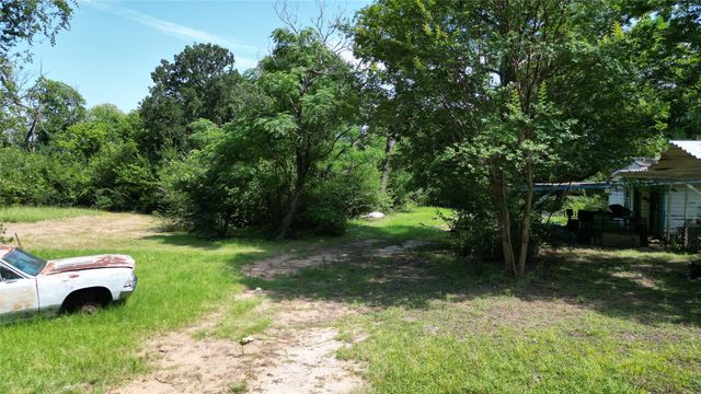 833 Carmela Court, Cleburne, TX 76031
