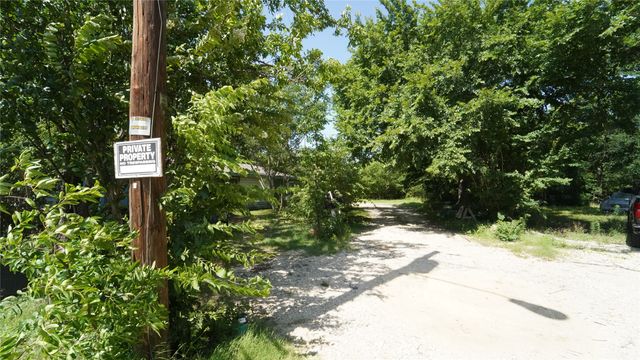 833 Carmela Court, Cleburne, TX 76031