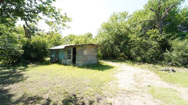 833 Carmela Court, Cleburne, TX 76031