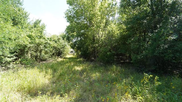 833 Carmela Court, Cleburne, TX 76031