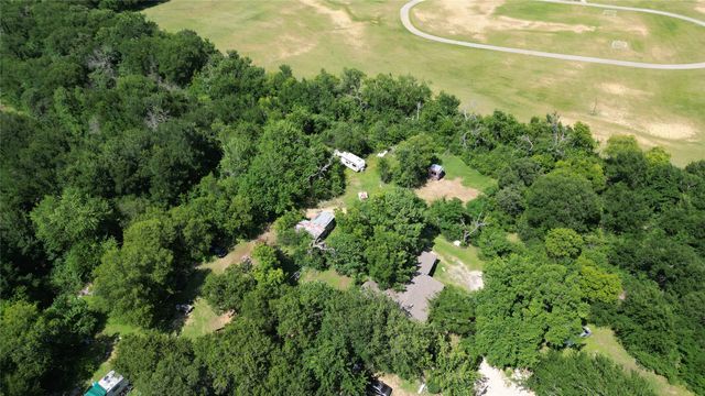 833 Carmela Court, Cleburne, TX 76031