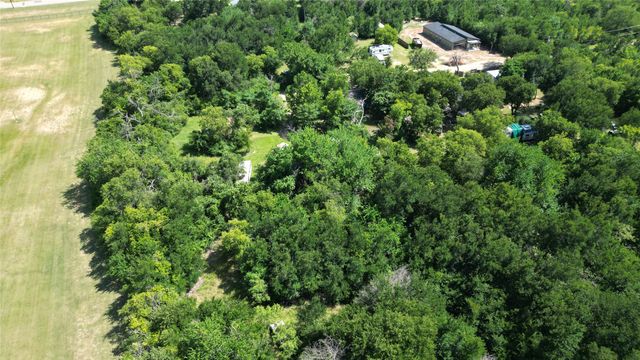 833 Carmela Court, Cleburne, TX 76031