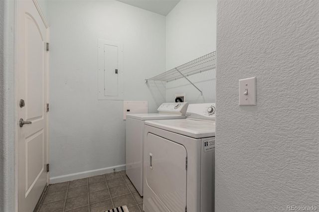 8614 Gold Peak Drive B, Highlands Ranch, CO 80130