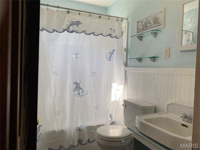 1600 W H Street, Swansea, IL 62226