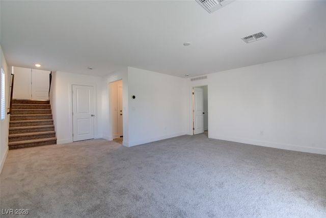 7355 Crown Landing Street, Las Vegas, NV 89113