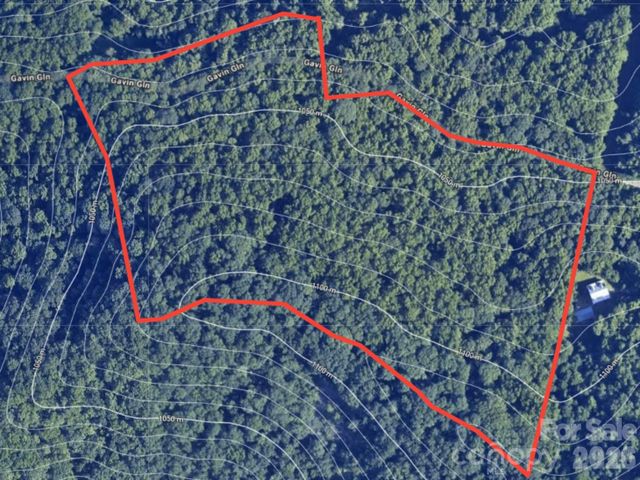 135 Gavin Glen Road, Weaverville, NC 28787