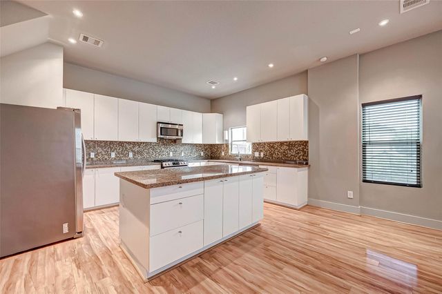5111 Cornish Street, Houston, TX 77007