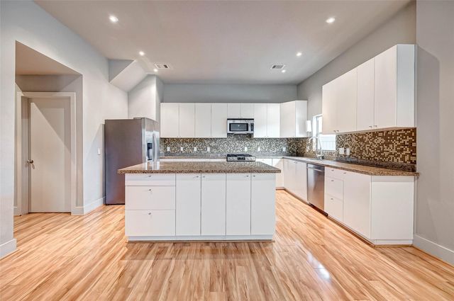 5111 Cornish Street, Houston, TX 77007