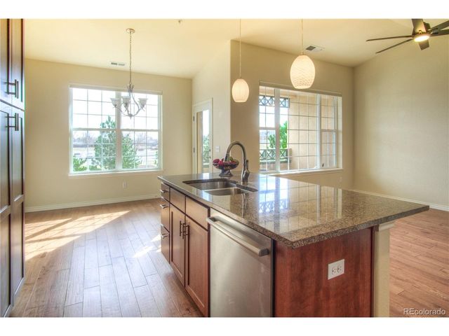 11932 W Long Cir 203, Littleton, CO 80127