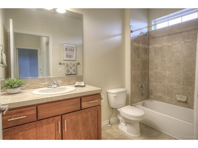 11932 W Long Cir 203, Littleton, CO 80127