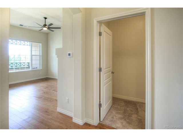 11932 W Long Cir 203, Littleton, CO 80127