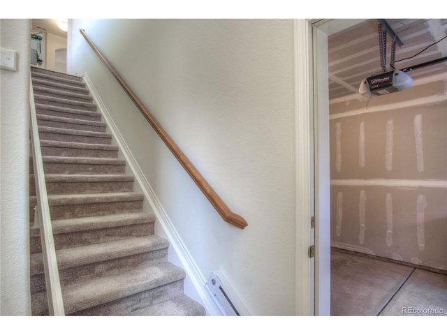 11932 W Long Cir 203, Littleton, CO 80127