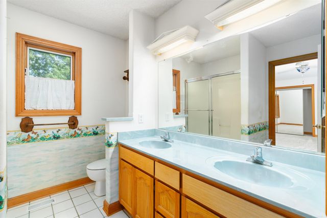 28 Lindura Way, Hot Springs Village, AR 71909