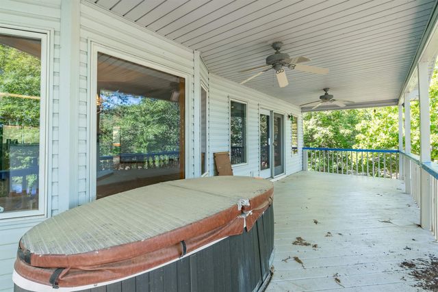 28 Lindura Way, Hot Springs Village, AR 71909