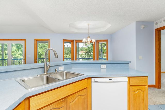 28 Lindura Way, Hot Springs Village, AR 71909