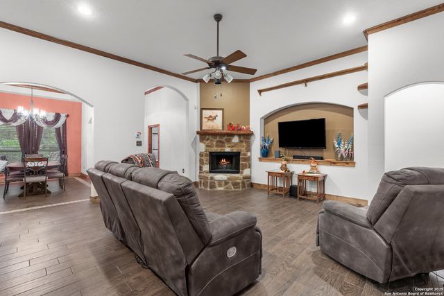 151 Native Pecan, Canyon Lake, TX 78133