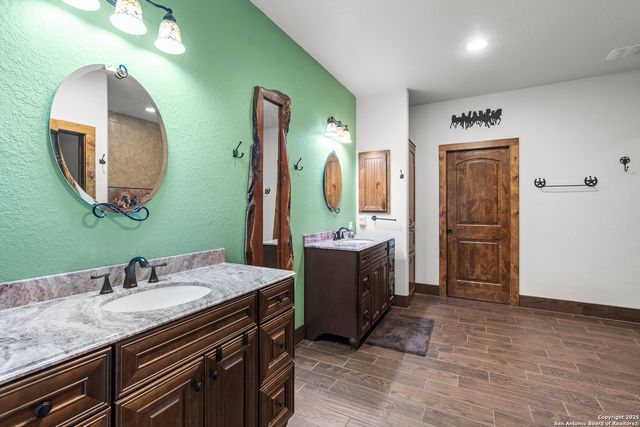 151 Native Pecan, Canyon Lake, TX 78133