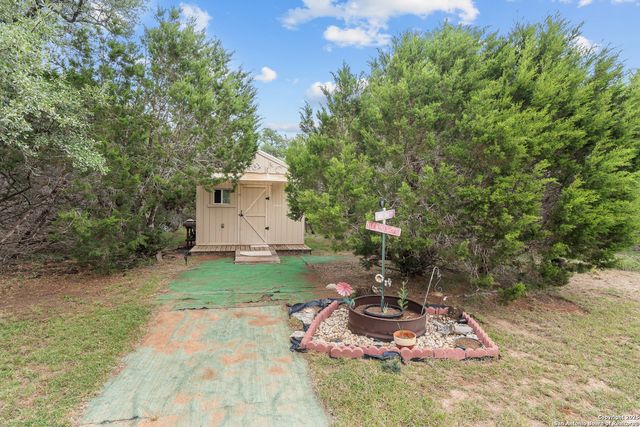 151 Native Pecan, Canyon Lake, TX 78133