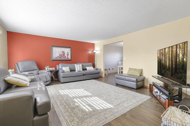 239 Peters Run Court, Commercial Point, OH 43116