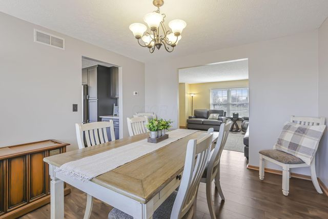 239 Peters Run Court, Commercial Point, OH 43116