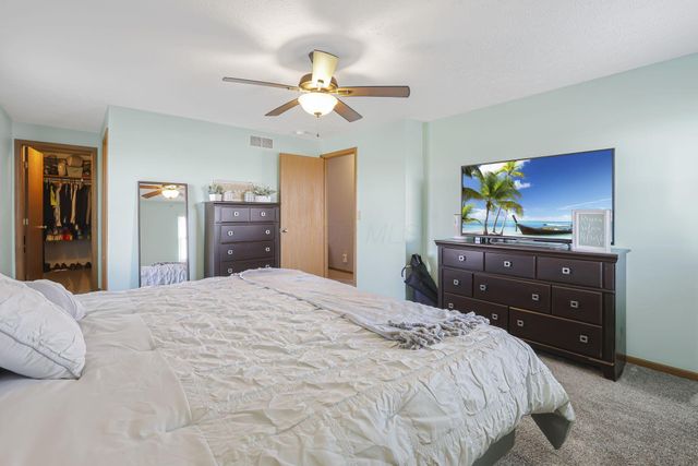 239 Peters Run Court, Commercial Point, OH 43116