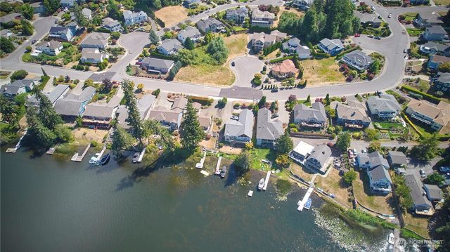 6061 Osprey Circle, Bremerton, WA 98312