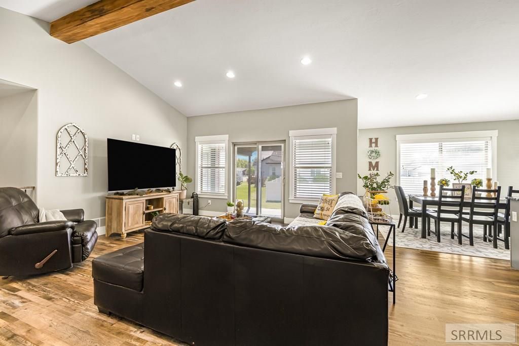 Image 6 of property listing at 4343 N Ruger Drive, Idaho Falls, ID 83401