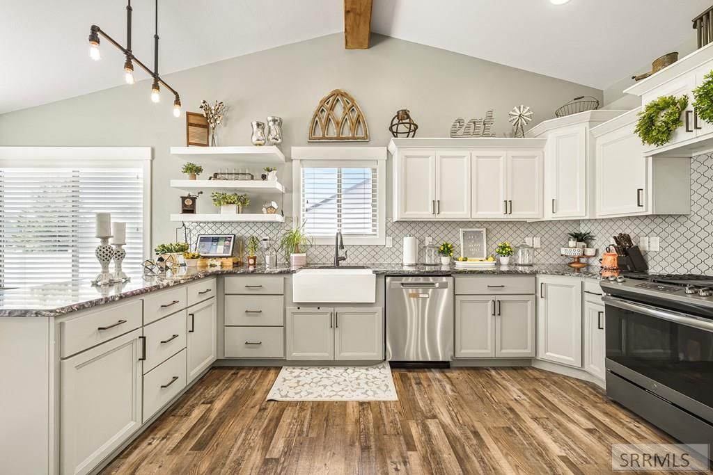 Image 8 of property listing at 4343 N Ruger Drive, Idaho Falls, ID 83401