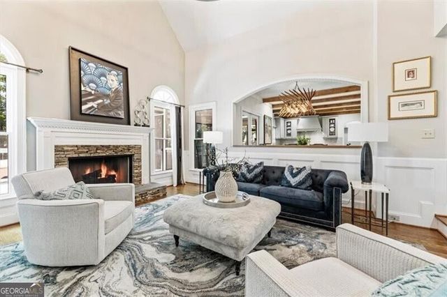 2640 Coachmans Circle, Roswell, GA 30022