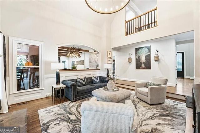 2640 Coachmans Circle, Roswell, GA 30022