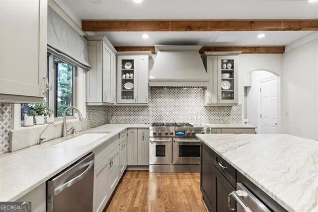 2640 Coachmans Circle, Roswell, GA 30022