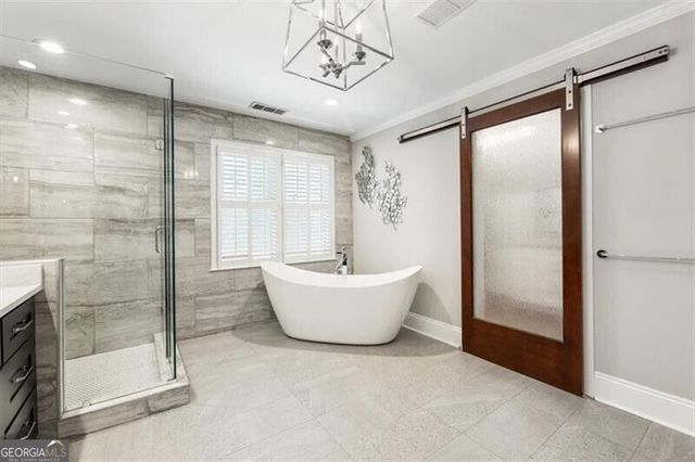 2640 Coachmans Circle, Roswell, GA 30022