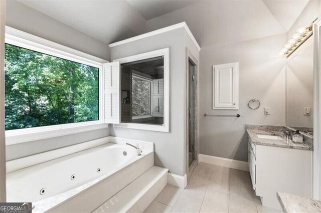 2640 Coachmans Circle, Roswell, GA 30022