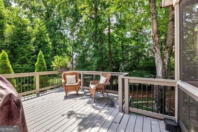 2640 Coachmans Circle, Roswell, GA 30022