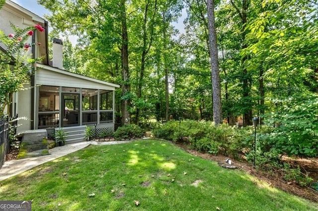 2640 Coachmans Circle, Roswell, GA 30022