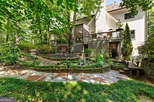 2640 Coachmans Circle, Roswell, GA 30022