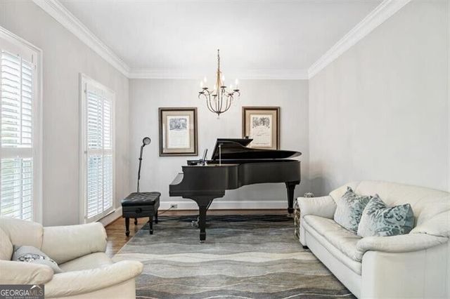 2640 Coachmans Circle, Roswell, GA 30022