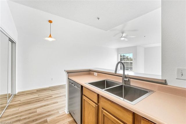 14890 Pleasant Bay LN # 3202, Naples, FL 34119