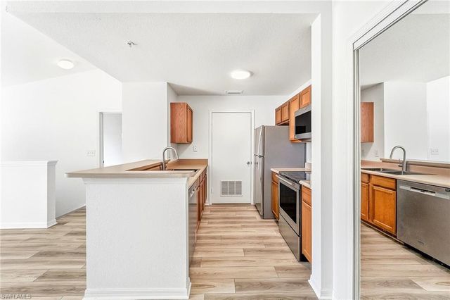 14890 Pleasant Bay LN # 3202, Naples, FL 34119