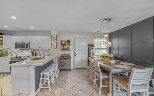 1573 Wynd Crest WAY, Virginia Beach, VA 23456