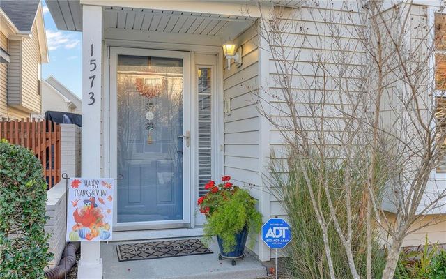1573 Wynd Crest WAY, Virginia Beach, VA 23456